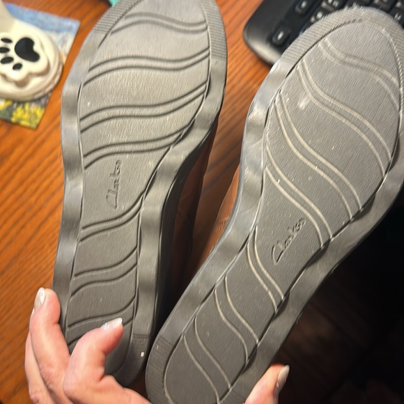 Clarks Mazy Eastham Leather Booties - Picture 9 of 10